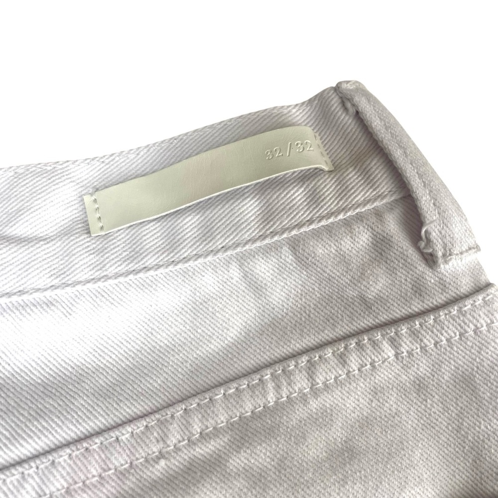 32/32 Koi‎ Fish Embroidered White Jeans - Picture 9 of 14